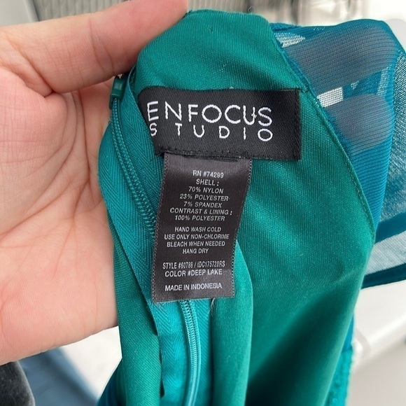 Enfocus Studio Green Lace Sleeveless Maxi Dress Size small - Picture 3 of 7